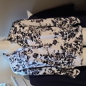 New York Company black and white brush stroke henely collared shirt